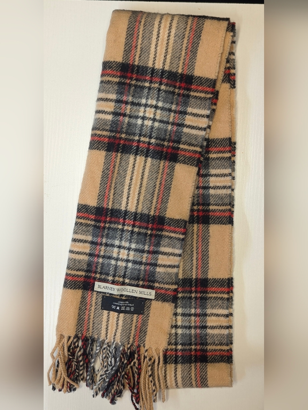 Blarney Woolen Mills Lambswool Tartan Scarf Ireland Beige Red Brown w/ Fringe